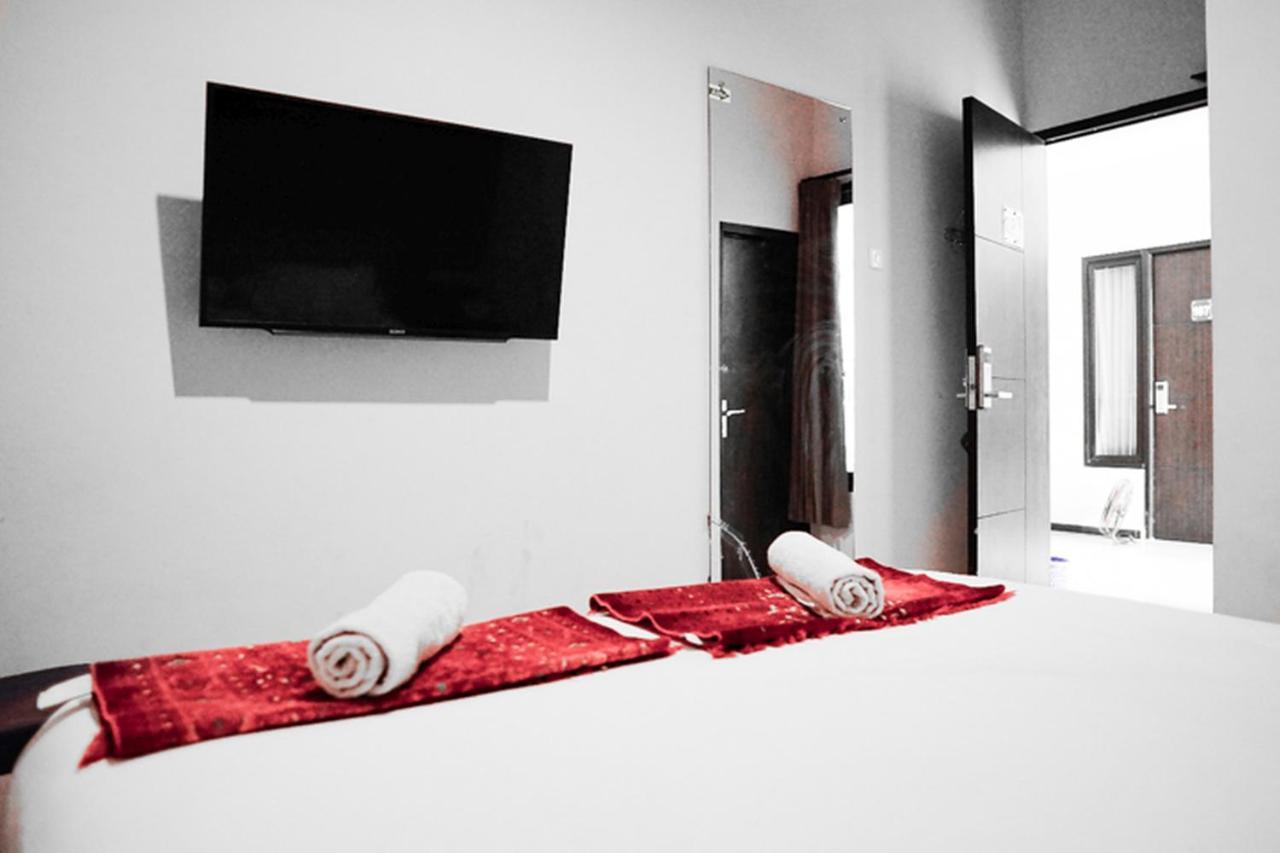 Audah Syariah Mitra Reddoorz Hotel Surabaya