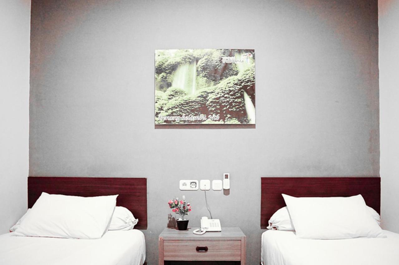 Hotel Audah Syariah Mitra Reddoorz Surabaya
