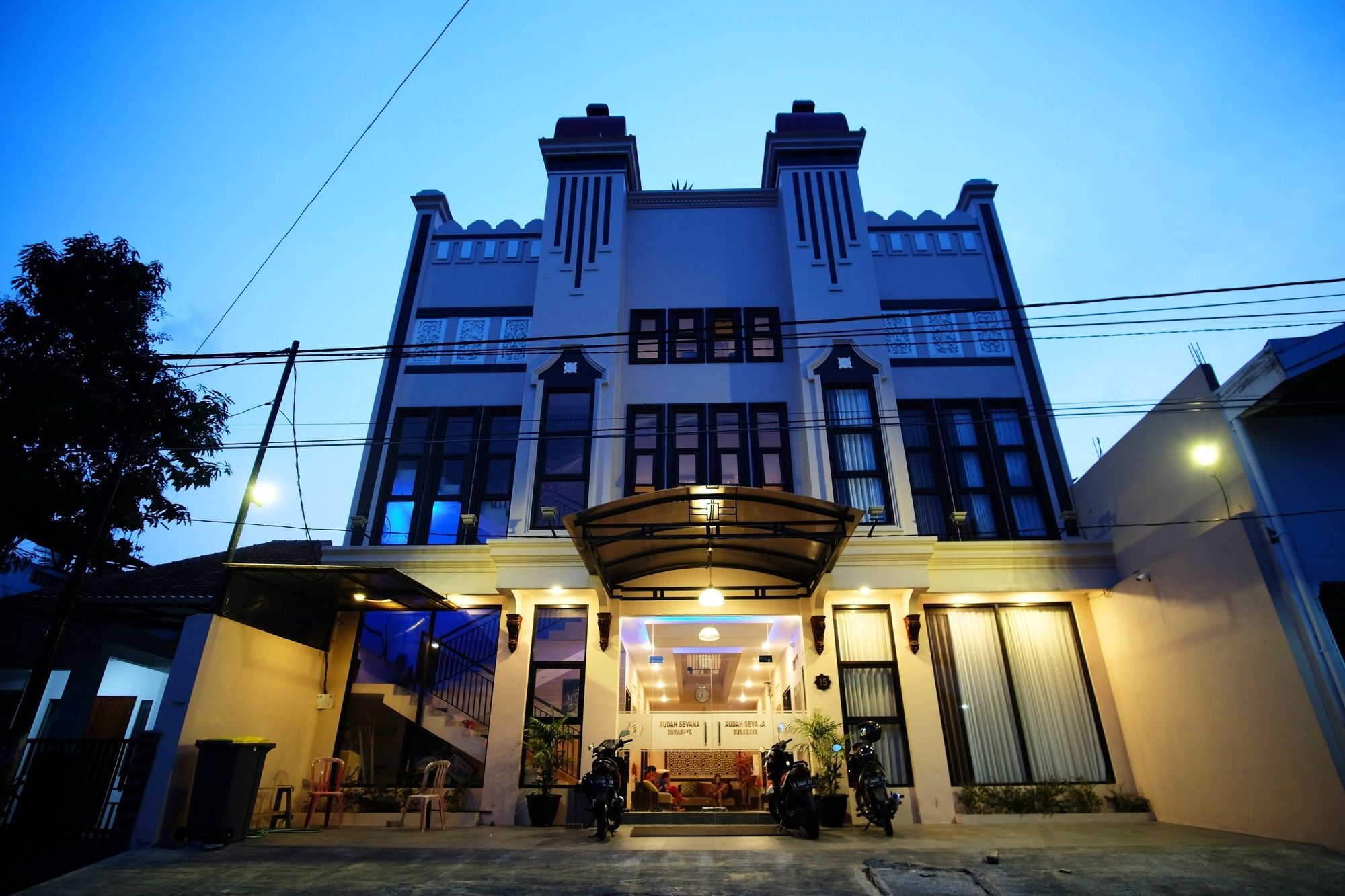 Audah Syariah Mitra Reddoorz